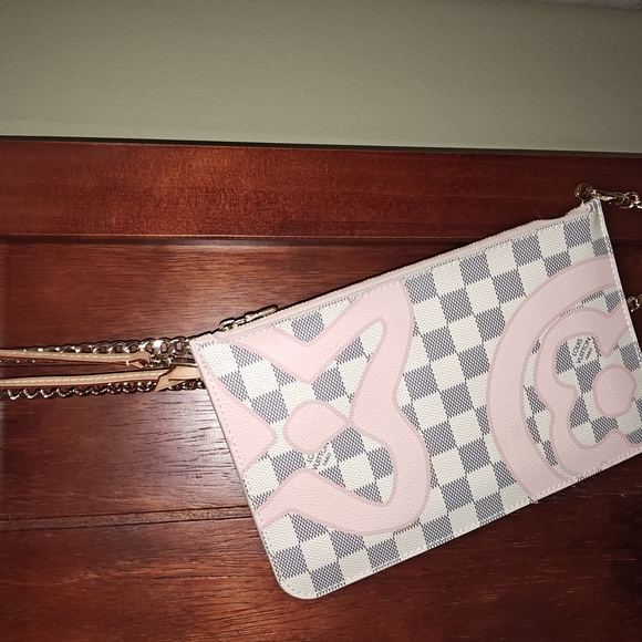 Checkered Pink and White Women's Bag - Picture 1 of 8